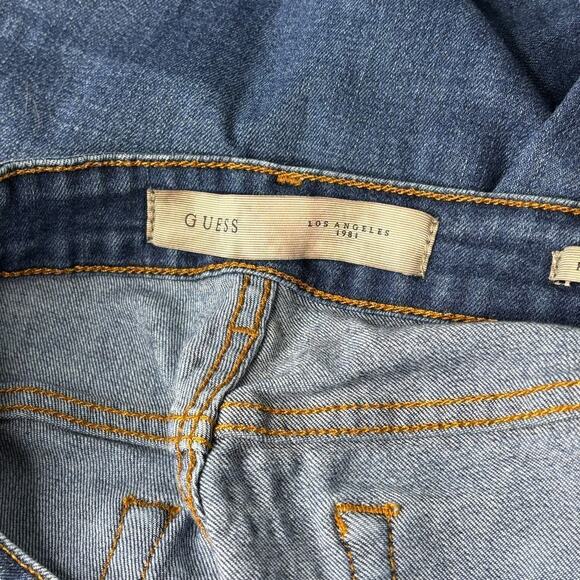 Guess Power Curvy Mid Rise Jeans Medium Blue Wash Size 28 - Picture 5 of 9